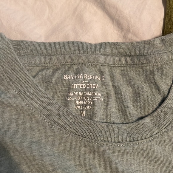 Mens Banana Republic T-shirts - Picture 4 of 6